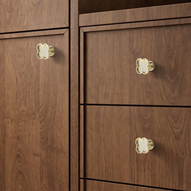 Cabinet Knobs Chinese Painting - огляд і ціна Furniture And Hardware Supplies