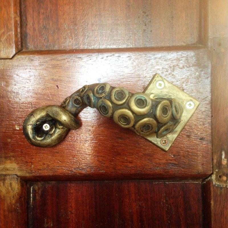 Vintage Octopus Door Knob Outd - огляд і ціна Door Handle Bar